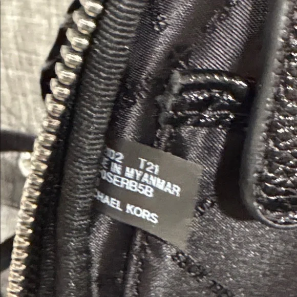 Michael Kors Backpack Erin Signature Backpack - Picture 13 of 17
